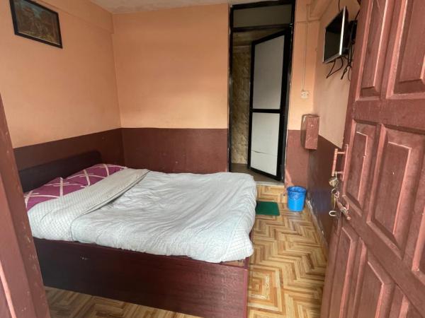 Nirvaan Guest House (Hotel Bibidh) : photo 5 de la chambre chambre double Économique