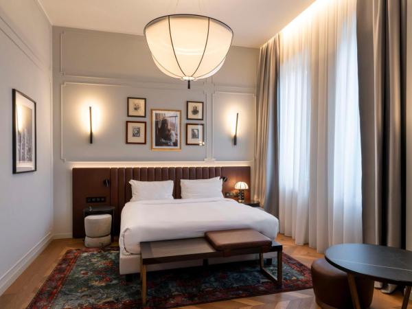 Radisson Collection Hotel, Palazzo Touring Club Milan : photo 3 de la chambre chambre collection - vue sur corso italia