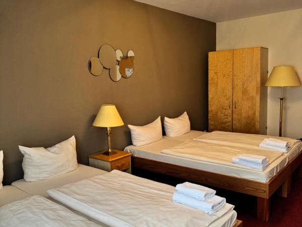Hotel Bonverde (Wannsee-Hof) : photo 1 de la chambre chambre triple
