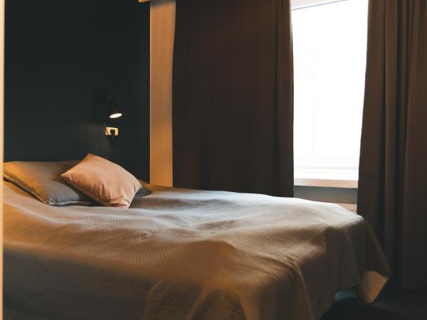 Danhostel Aarhus City : photo 1 de la chambre hébergement double pour 2 personnes avec salle de bains privative 