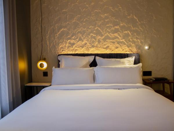 Letoh Letoh San Sebastián : photo 2 de la chambre chambre supérieure avec terrasse