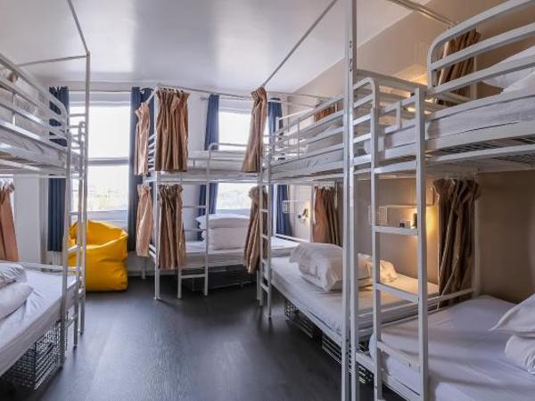 Book A Bed Hostels : photo 3 de la chambre lit dans dortoir mixte de 8 lits