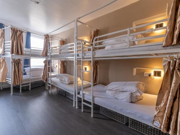 Book A Bed Hostels : photo 2 de la chambre lit dans dortoir mixte de 8 lits