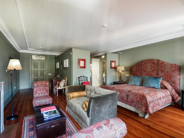 M Maison Particulière Porto : photo 6 de la chambre suite avec balcon - vue sur ville