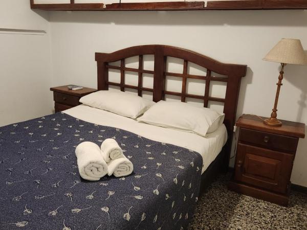 HOTEL EXPRESS MENDOZA : photo 2 de la chambre chambre double