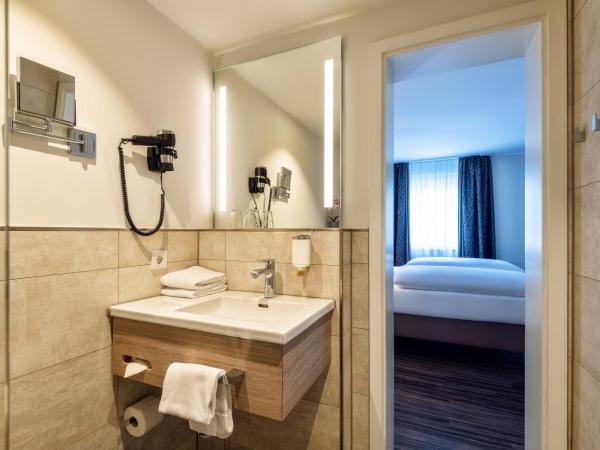 CityClass Hotel am Heumarkt : photo 8 de la chambre chambre double supérieure