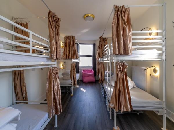 Book A Bed Hostels : photo 6 de la chambre lit dans dortoir pour femmes de 8 lits