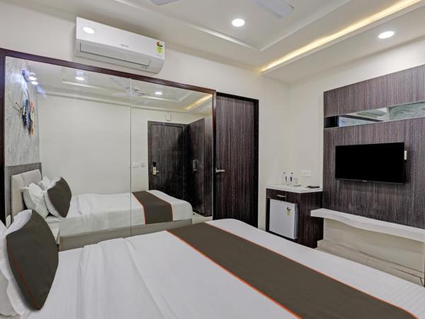 Super Collection O Hotel Alpha One : photo 7 de la chambre chambre triple classique