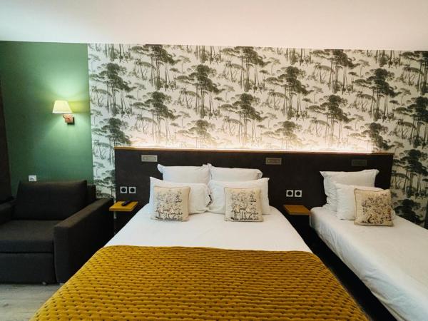 Castel Fleuri : photo 5 de la chambre chambre familiale supérieure