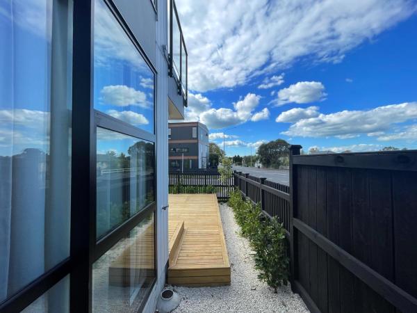 Great Value 1B1B studio in Sandringham - Private Entrance, Close to City, Heat Pump, Netfilx : photo 7 de la chambre suite lit queen-size deluxe