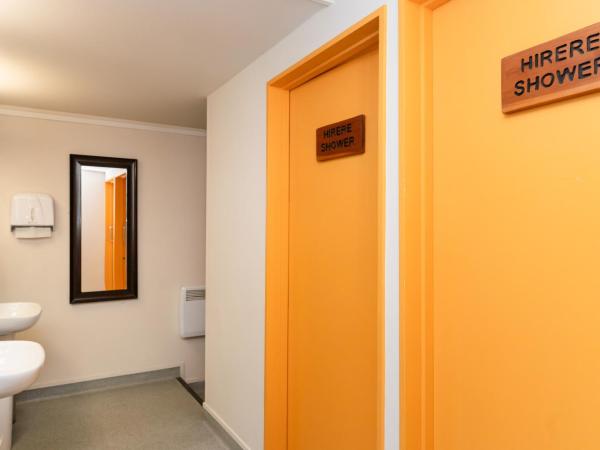 Haka House Queenstown : photo 4 de la chambre lit dans dortoir mixte de 6 lits