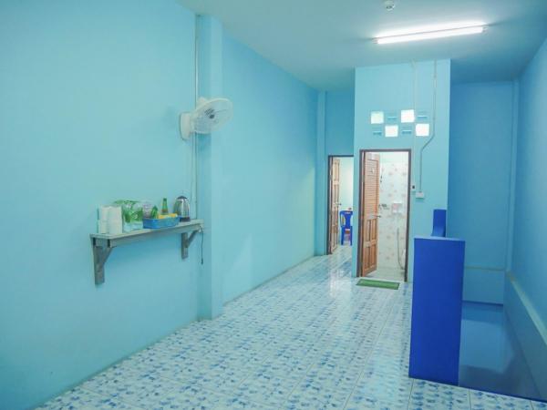 Noot's Bar And Guesthouse : photo 8 de la chambre chambre double avec balcon