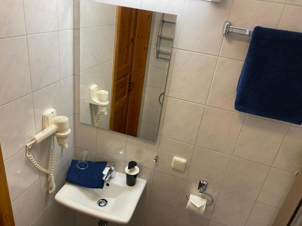 Hotel Gute Nacht : photo 3 de la chambre chambre triple classique