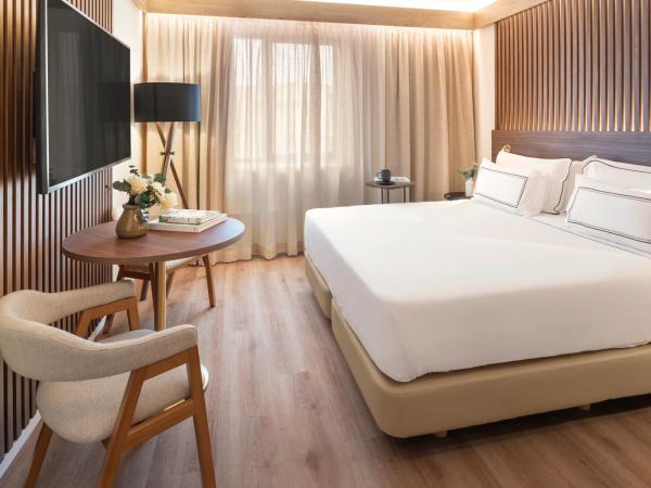 Meliá Granada : photo 5 de la chambre the level communicated room