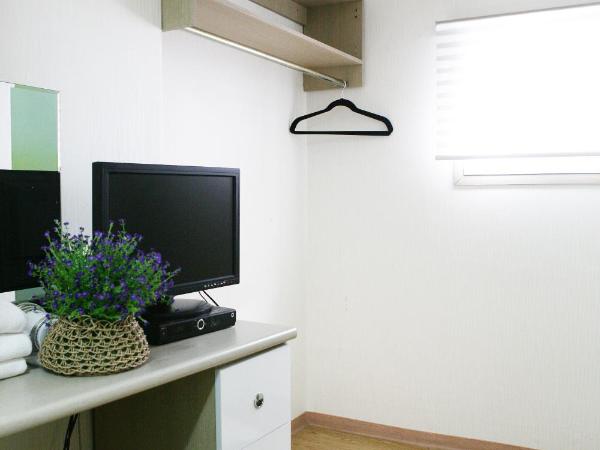 K-POP Residence Myeongdong 1 : photo 7 de la chambre chambre lits jumeaux standard