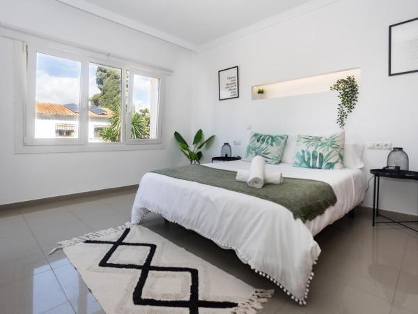 San Miguel 34 Rooms : photo 8 de la chambre chambre double avec salle de bains commune et terrasse