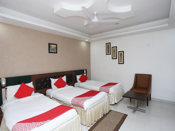 Hotel Levanti Near Aravali Biodiversity Park : photo 2 de la chambre chambre double deluxe