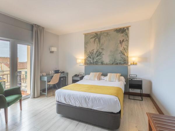 Soho Boutique Los Naranjos : photo 4 de la chambre chambre double ou lits jumeaux avec balcon