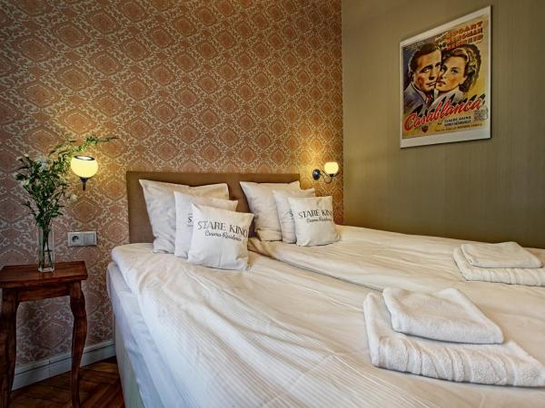 Stare Kino Cinema Residence : photo 2 de la chambre appartement avec lit double