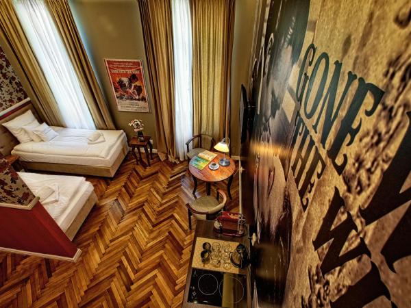 Stare Kino Cinema Residence : photo 3 de la chambre appartement avec lits jumeaux
