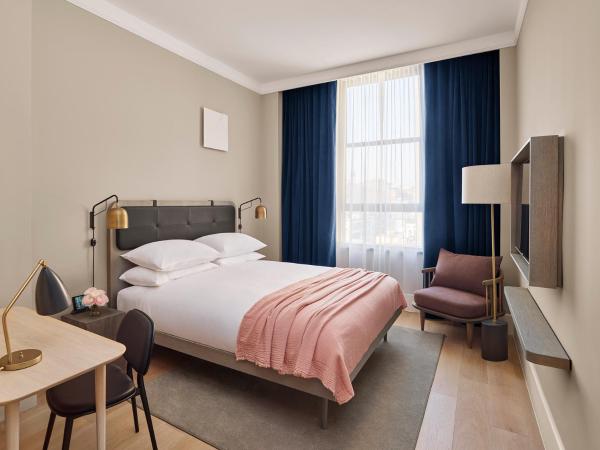 11 Howard, New York, a Member of Design Hotels : photo 1 de la chambre chambre lit queen-size 