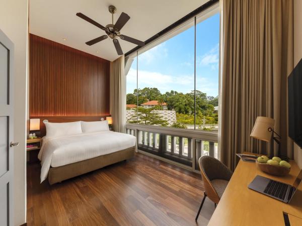 Oasia Resort Sentosa by Far East Hospitality : photo 1 de la chambre junior suite with sofa bed (single/double)