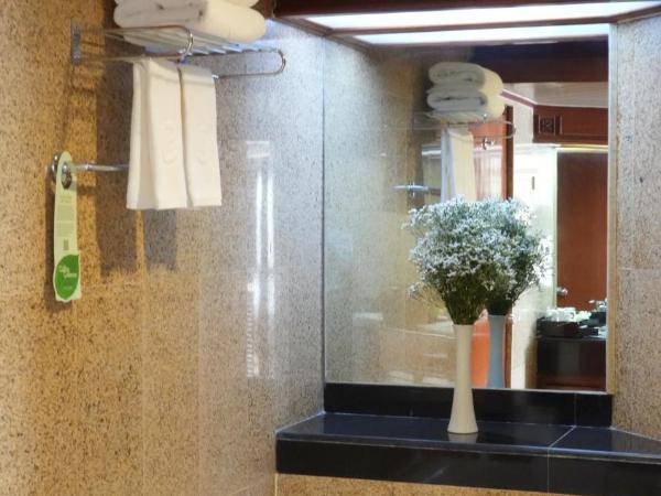 Centara Riverside Hotel Chiang Mai : photo 2 de la chambre suite familiale