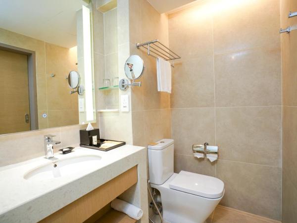 Mercure Kuala Lumpur Shaw Parade : photo 6 de la chambre chambre lit queen-size classique