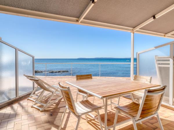 Roc Hotel - Hôtel 4 étoiles les pieds dans l'eau : photo 1 de la chambre suite junior - vue sur mer