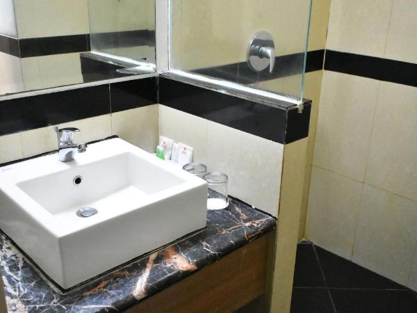 Abadi Hotel Malioboro Yogyakarta by Tritama Hospitality : photo 3 de la chambre business double or twin room only