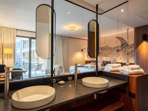 Hôtel Roz Marine Thalasso Resort : photo 1 de la chambre suite junior