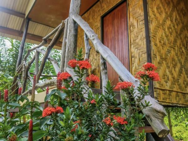 Seaside Sanctuary Bungalows : photo 5 de la chambre bungalow - vue sur jardin