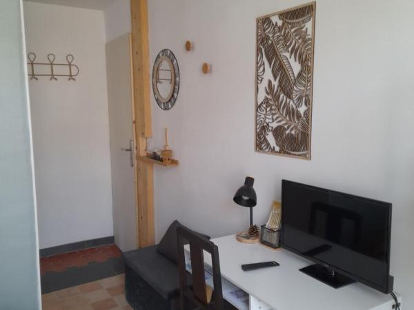 Les MIRABELLES chambres d'hôtes : photo 10 de la chambre petite chambre double