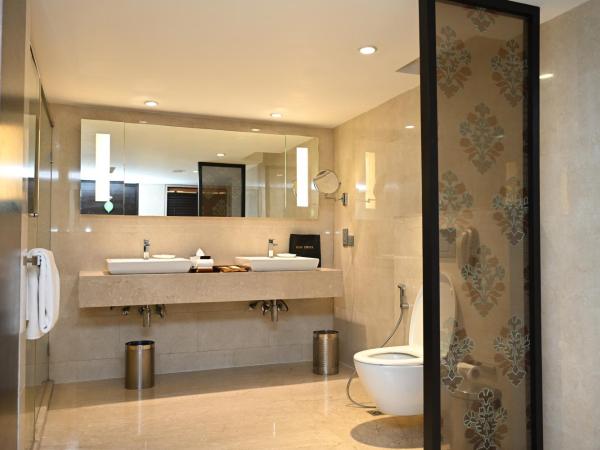 The LaLiT New Delhi : photo 2 de la chambre executive suite - 10% discount on food & soft beverages, laundry & spa