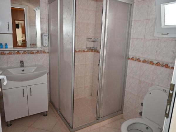 Melis Pansiyon : photo 6 de la chambre appartement (4 adultes)