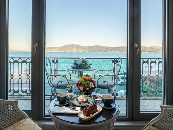 MFB Tarabya Hotel : photo 6 de la chambre chambre de luxe spéciale - vue sur bosphore