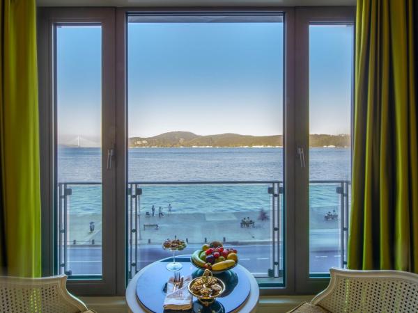 MFB Tarabya Hotel : photo 9 de la chambre chambre double de luxe avec vue sur le bosphore