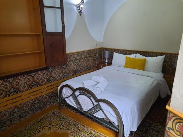 Dar Halima : photo 2 de la chambre chambre double avec salle de bains commune