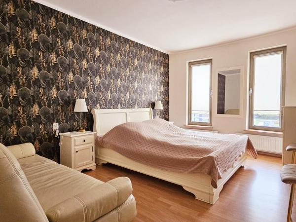 Restauracja Hotel Przystan : photo 1 de la chambre chambre lit king-size standard