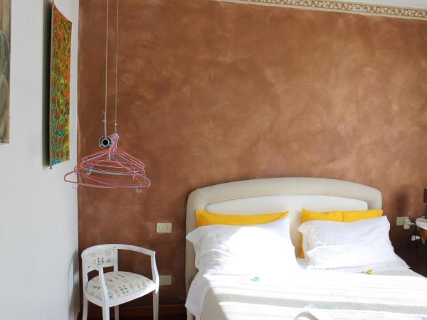 Civico 26 : photo 10 de la chambre chambre triple avec salle de bains privative