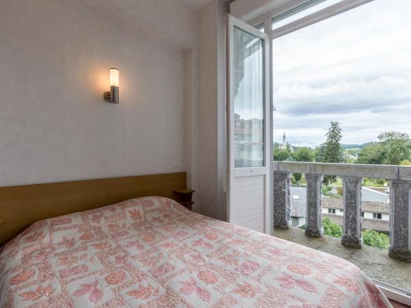 Hôtel Montfort : photo 4 de la chambre chambre double Économique