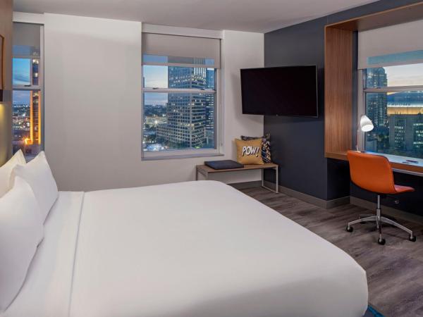 Aloft New Orleans Downtown : photo 2 de la chambre chambre d’angle, 1 lit king-size - vue sur ville