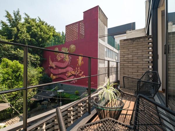 Pug Seal Polanco Allan Poe : photo 6 de la chambre chambre deluxe