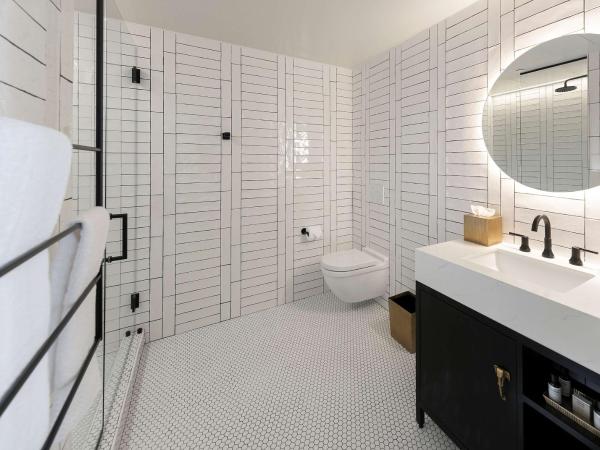 The Wayfarer Downtown LA, Tapestry Collection by Hilton : photo 3 de la chambre chambre avec 2 grands lits queen-size