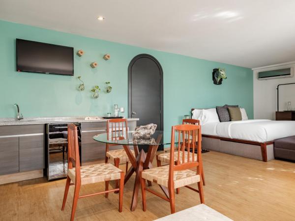 Pug Seal Polanco Allan Poe : photo 2 de la chambre suite master