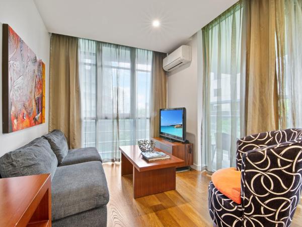The Sebel Residences Melbourne Docklands Serviced Apartments : photo 8 de la chambre studio avec balcon