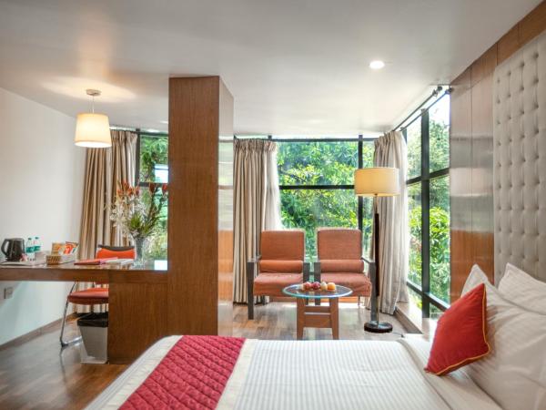 Monarch Luxur - Infantry Road : photo 4 de la chambre chambre double ou lits jumeaux club