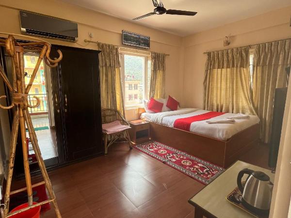 Hotel Global Inn : photo 2 de la chambre chambre deluxe double ou lits jumeaux