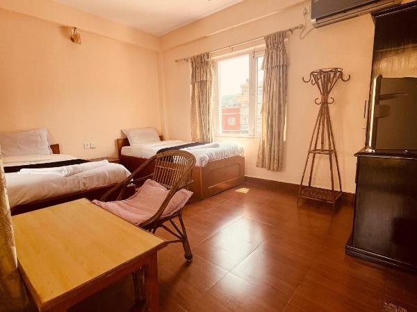 Hotel Global Inn : photo 6 de la chambre chambre deluxe double ou lits jumeaux