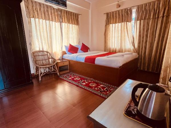 Hotel Global Inn : photo 7 de la chambre chambre deluxe double ou lits jumeaux